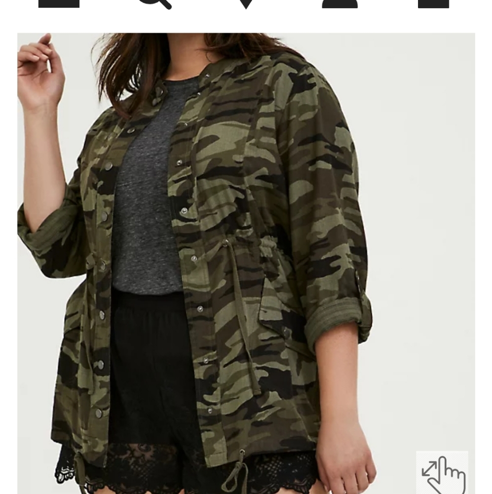 Camo button front drawstring Anorak